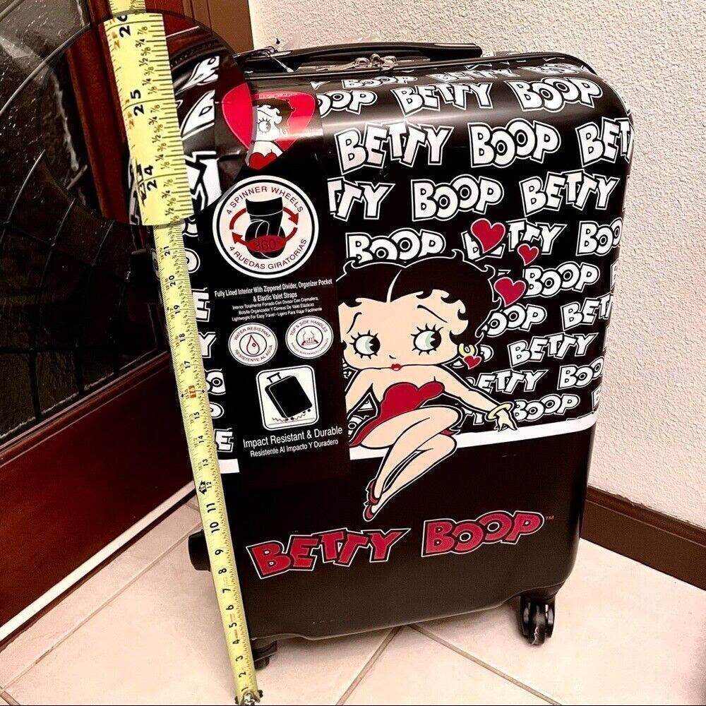 NWT Gorgeous Betty Boop 25” Luggage Suitcase Black White Spinner Hard Shell Set